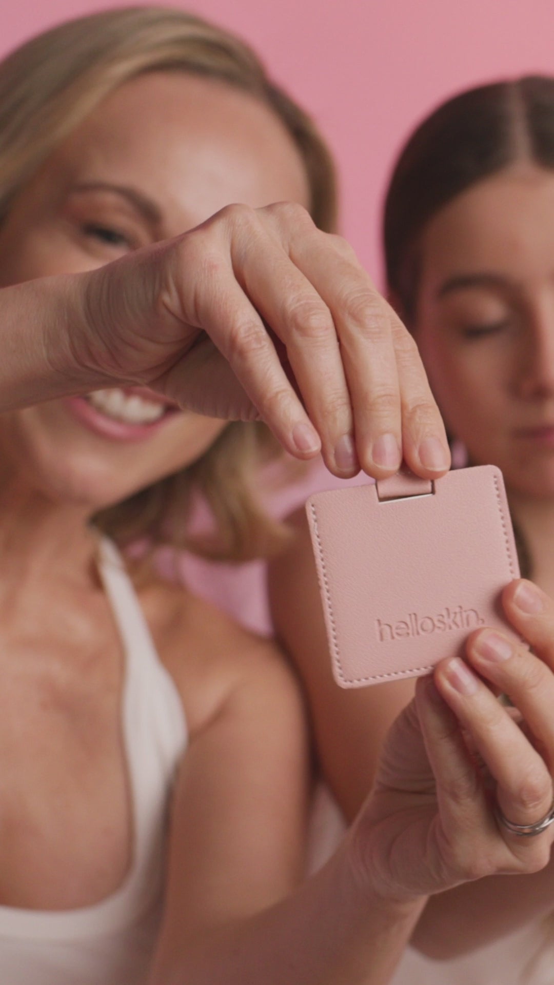 Load video: Makeup Mirror